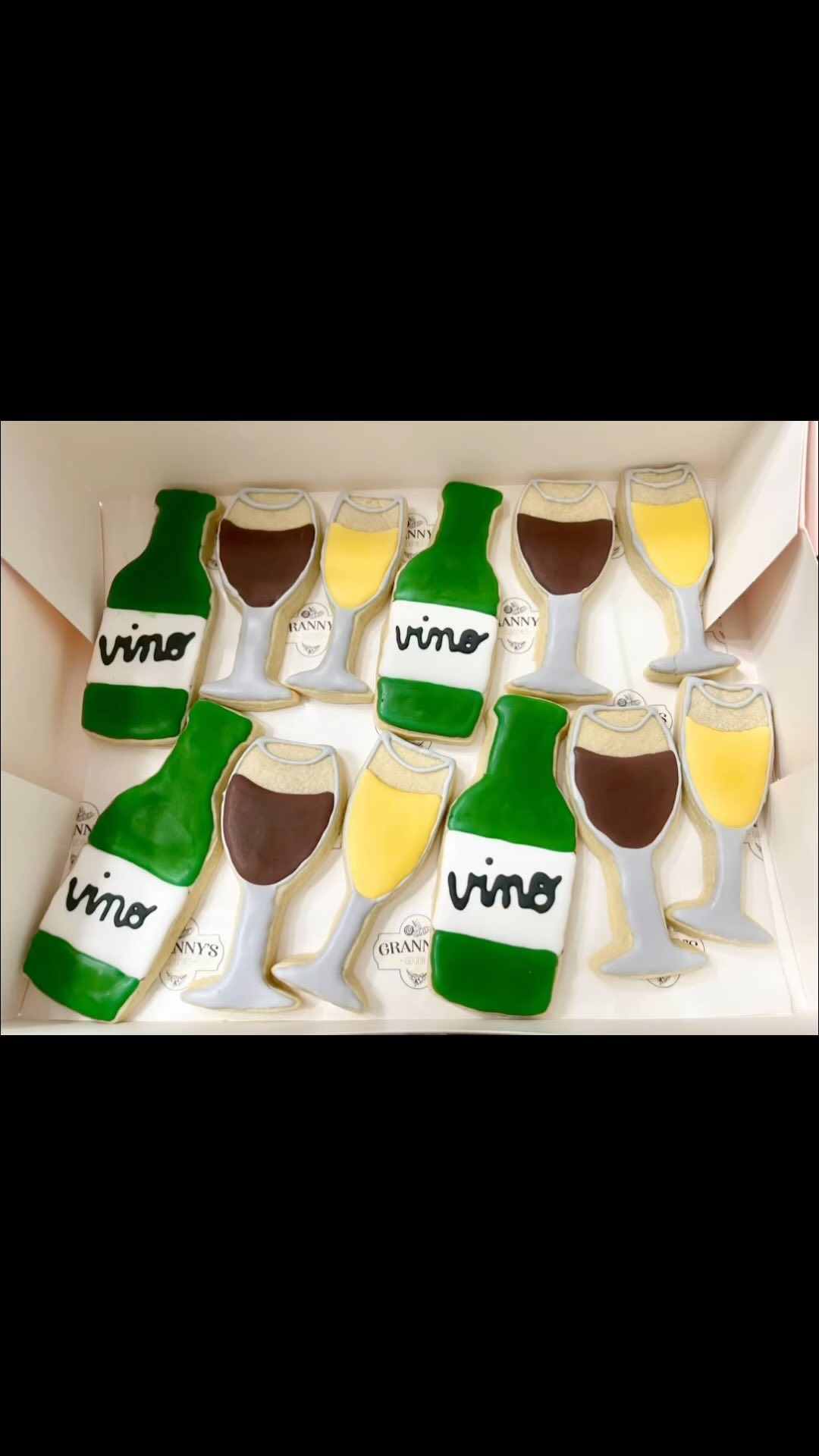 Wine themed cookies donated to a basket for auction at St Mary’s Oktoberfest! 🍷🍾 #winecookies #grannysgoodiesbakery