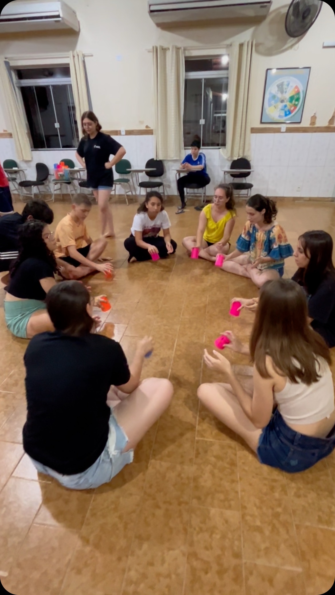 Noite de recreação.