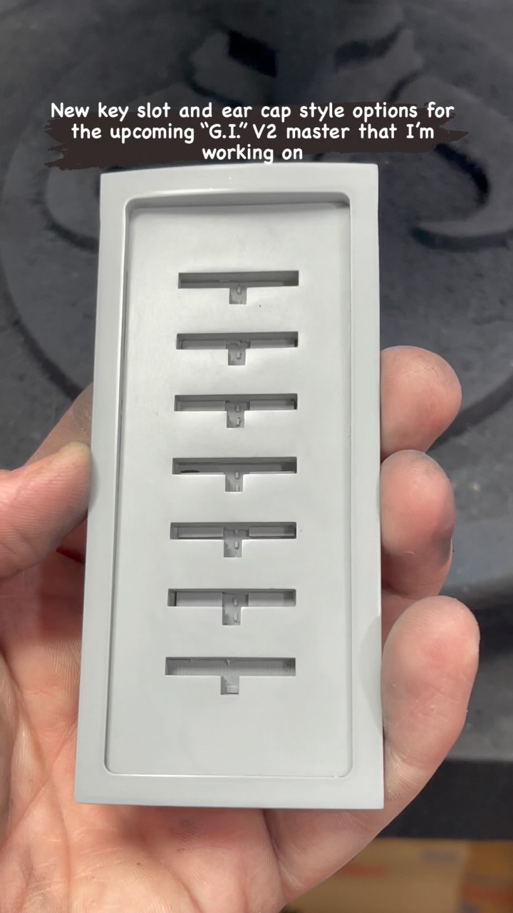 Some new key slot and ear cap style options for the V2 “G.I.” helmet master I’m working on. Hoping to have this helmet fully updated and molded by mid October 🤞. #mynocksden #starwars #imakestuff #mandalorian