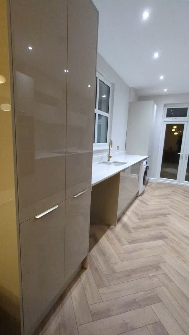 Kitchen refurbishment project completed in Southend on Sea
@prohouserestore
www.prohouserestore.co.uk