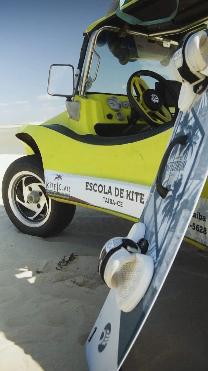 Temporada já está rolando, confere um resumo da nossas aulas!!!
Você que está querendo iniciar no Kitesurf ou evoluir seu velejo com aulas avançadas nossa equipe está a disposição.
Agende já:
Link na bio
(85)991105628
Imagens: @betinhorosa
#kitesurf #kitewave #kite #kiteboard #aulasdekitesurf #praiadataiba #kiteboard