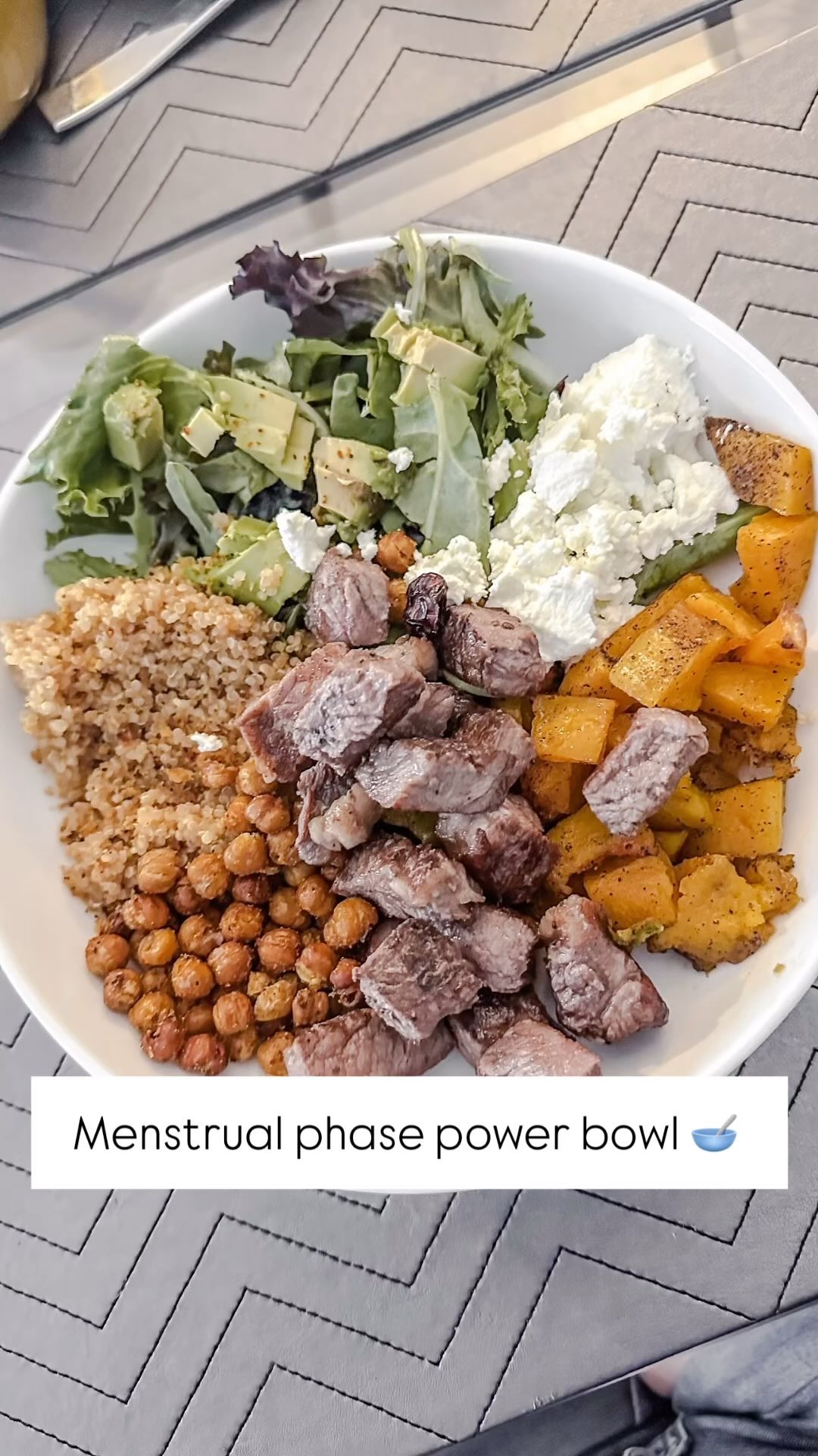 MENSTRUAL PHASE POWER BOWL 🥣
This power bowl is perfect for supporting the body during the menstrual phase because it combines nutrient-dense ingredients that help with energy replenishment, hormone balance, and reducing inflammation.
🥣 Butternut Squash: is rich in beta-carotene and vitamin C, which support the immune system and help reduce inflammation.
🥣Steak: provides a significant source of iron, which is especially important during menstruation to replenish iron lost through blood. It also provides zinc and protein, both of which support muscle repair and immune function.
🥣Goat Cheese: offers a good source of calcium and healthy fats, which are essential for maintaining strong bones and hormonal balance.
🥣Chickpeas: are high in fiber, protein, and magnesium, which help regulate blood sugar levels and ease bloating and cramping.
🥣Quinoa: is a complete protein and provides complex carbohydrates that sustain energy and support mood stability.
🥣 Avocado: is rich in healthy fats, magnesium, and potassium, which help ease cramps, reduce bloating, and support overall energy.
Dressing:
⭐️ ¼ cup apple cider vinegar
⭐️ ¼ cup maple syrup
⭐️ 1 garlic clove, finely minced or pressed
⭐️ ⅛ teaspoon freshly ground nutmeg
⭐️ Sea salt and pepper to taste
⭐️ pinch of red pepper flakes
⭐️ ½ cup extra virgin olive oil
⭐️ 1.5 tablespoons Dijon must
⭐️ 1 tsp chicken broth
👩🏻🍳To make the dressing whisk everything together.
For the chickpeas and butternut squash:
1️⃣ Place the squash and chickpeas (if using from a can make sure to rinse them until they stop bubbling and pat dry with a paper towel) on a bake sheet. Toss with the olive oil, then sprinkle all over with a big pinch of salt and pepper, smoked paprika and garlic powder. Toss until combined.
2️⃣ Roast butternut squash for 20 min in the oven at 375 F.
3️⃣ Roast chickpeas in the air fryer (or oven if you don’t have one) same temperature for 20 minutes or until crunchy.