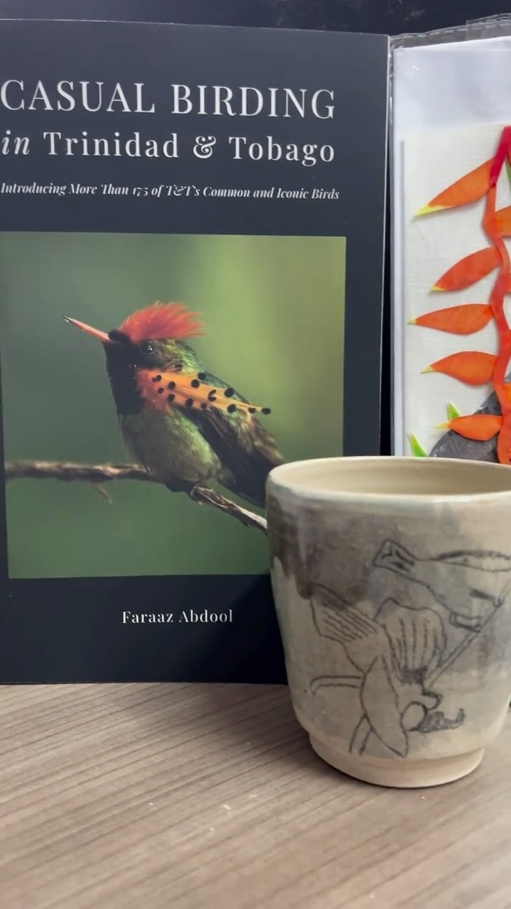 Exclusively at @paperbasedbookshop 📚Just in time for gift season 🎄Don’t wait until last minute
4oz espresso mugs, single or double shot
8 oz tumblers, cozy for cocoa tea
12oz coffee/ tea mugs, nice for lattes
See my recommendations 👀 of what to pair with
Now switching gears for a wedding and then @bitsandpiecestt 😬 wish me luck