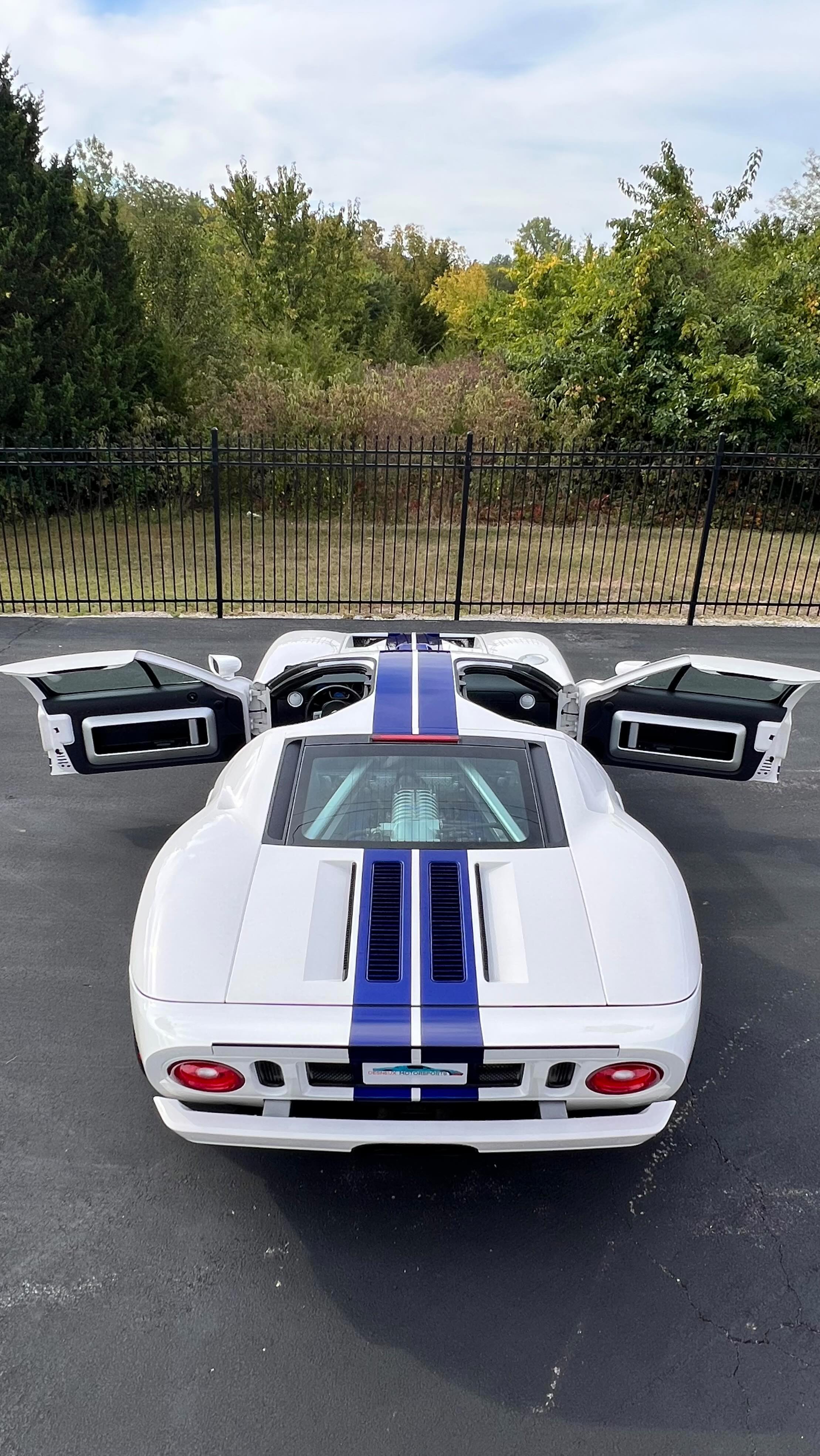 A quick run through of opening the clam shell on a Ford GT and a cold start.
.
Opening the clam shell can be a little tricky with shorter arms and is typically easier with two people BUT there’s a latch on the roof inside the cabin between the top of the two doors and once pulled, you release the two clips holding the clam shell in place from both sides of the car.
.
I would always recommend doing this if you are going to let the car run for a bit while it’s parked ***AND even more so when parking the car after a drive as the engine bay holds a lot of heat and can warp the two vent trays on the top.
And remember to let those gauges sweep before rushing to start it, your car will thank you 😜☺️
.
Full video will be on Youtube ✨🤍
What other videos would you like to see??
#FordGT #SupercarLifestyle #AmericanMuscle #SupercarSaturday #BecauseRacecar #GT40
