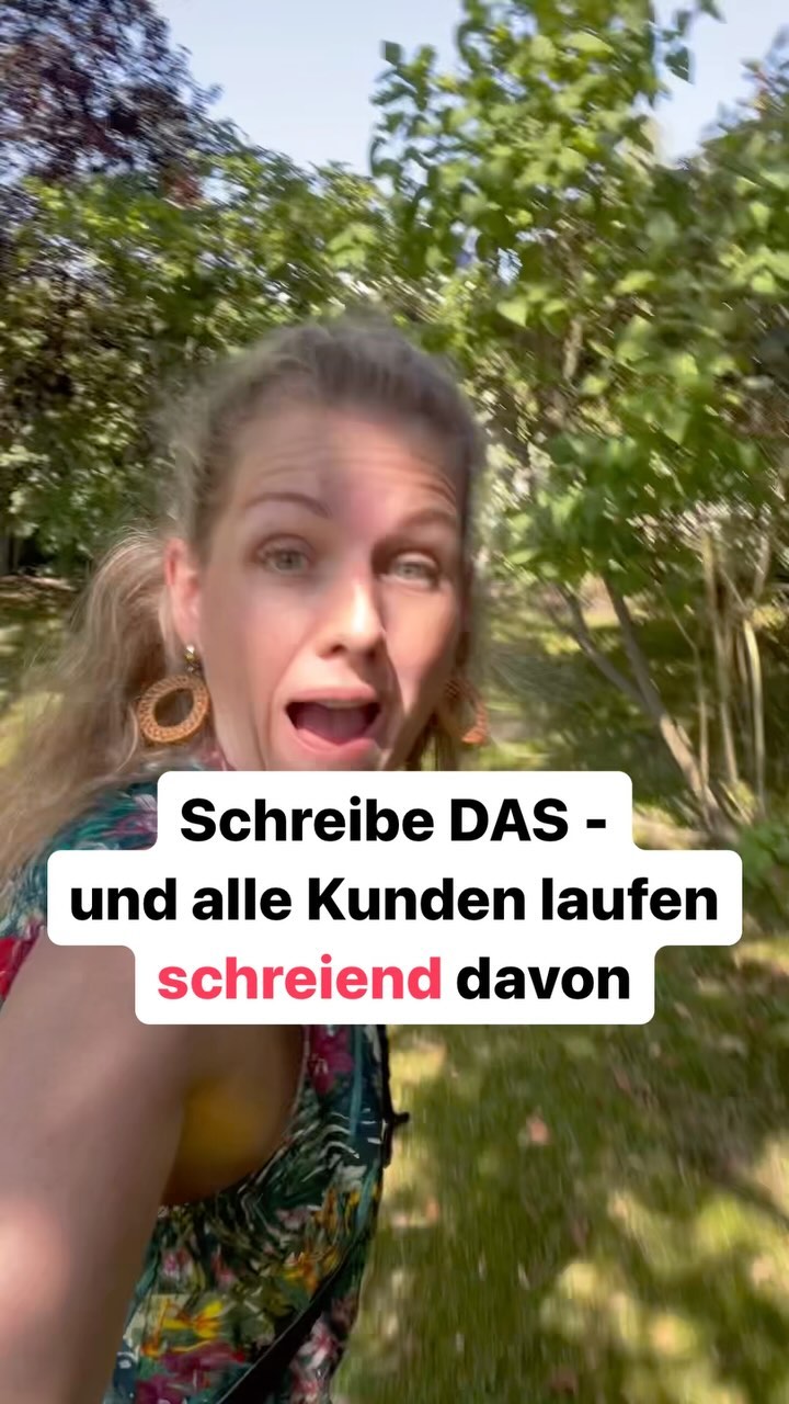 Hier ist die Zauberformel, wie du deine potenziellen Kunden direkt vergraulst🧟♀️:
Es ist eigentlich ganz simpel: Skippe einfach deine Positionierungsarbeit. Machs dir einfach und kommuniziere mit deinen Kunden frei nach Schnauze. Ohne zu wissen, wie sie wirklich ticken. Die Chance sie zu vergraulen ist eigentlich recht hoch. 😜Bingo!
Nein mal im Ernst! Wenn du dich nicht mit deinen Kunden und deren Persönlichkeitstypen - mit seinen Vorlieben und Abneigungen auseinandersetzt, dann wirst du früher oder später in einige Kommunikations Fettnäpfchen treten, die dich im Zweifel den Kunden kosten.
Das ganze lässt sich wirklich total easy umgehen.
Ich zeig dir gleich, über was du stattdessen schreiben solltest. Speicher dir den Beitrag am besten ab!
Du überlässt nichts mehr dem Zufall und arbeitest mit Verkaufspsychologie
➡️ Du analysierst deine Kunden & lernst auf was sie besser reagieren & was du lieber sein lassen solltest
➡️ Du freust dich wie ein Schnitzel, weil du unfassbar viele Aha-Momente hast.
➡️ Deine Kommunikation kommt dir auf einmal spielend leicht vor und anhand der Reaktionen deiner Community merkst du, dass sie sich auf einmal viel mehr verstanden fühlen.
Wenn du schon immer mal erfahren wolltest, wie man effektiver kommuniziert, dann bist du hier auf meinem Profil genau richtig 👍
positionierung
onlinebusiness
selbstständigefrauen
erfolg
onlinegeldverdienen
selbstständig
selbstständigkeit
instagramwachstum
onlineverkaufen
coach