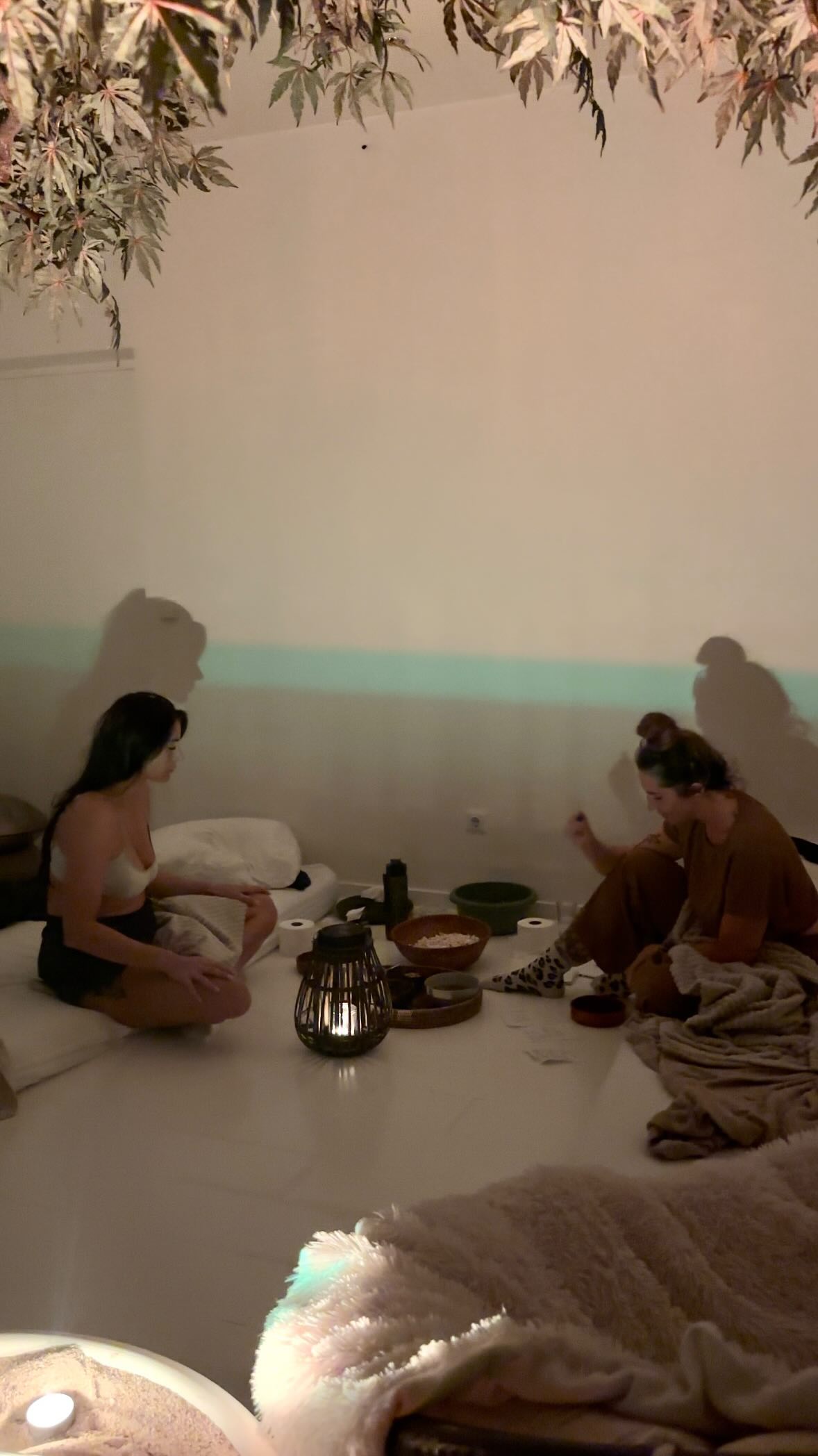 When you share the experience ..
You don’t have to look for words that don’t exist ..
These two cuties created a whole lot of magic with their connection✨
Grateful for you 🤗
@demirutting
@withlovevirgillia