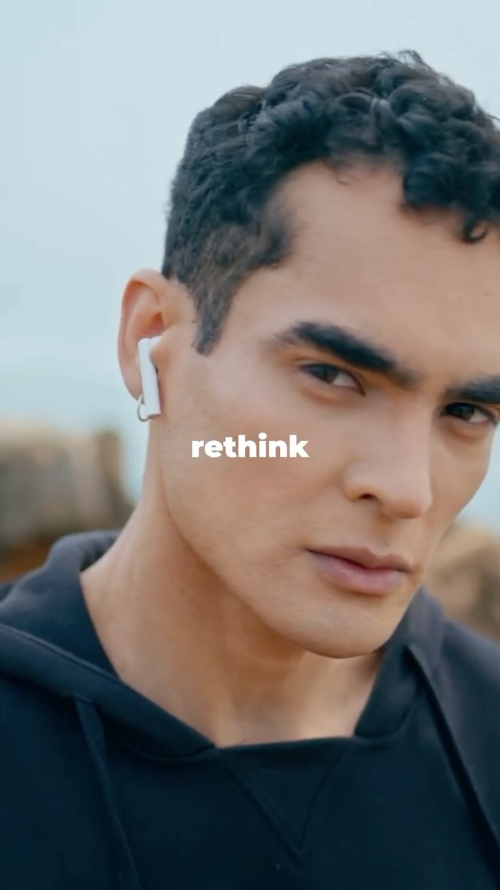 Did you know the constant exposure to Bluetooth and radiation could be impacting your brain and body? 😨 Studies show that long-term exposure may lead to sleep issues, headaches, and even anxiety. It’s time to rethink our tech habits and explore natural, alternative therapies for balance and health. 🌿✨ Stay informed and protect yourself from the unseen dangers around us!
#NaturalHealing #AlternativeMedicine #RadiationAwareness #TechDetox #HealthTips #ShockingTruth #WellnessJourney #DrBellasWellnessSolutions