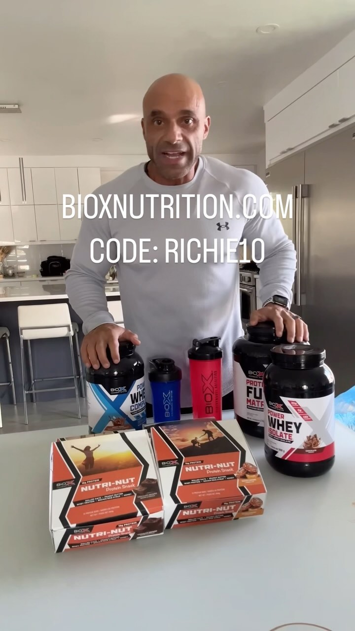 I love @bioxperformancenutrition delivery days!!!
Head on over to their website and take advantage of the current promo! Get a free shaker cup and a protein bar with any order.
Check out the new lineup of protein bars and use my code to save!!!
#bioxperformancenutrition #bioxperformance #bioxnutrition #teambiox #biox