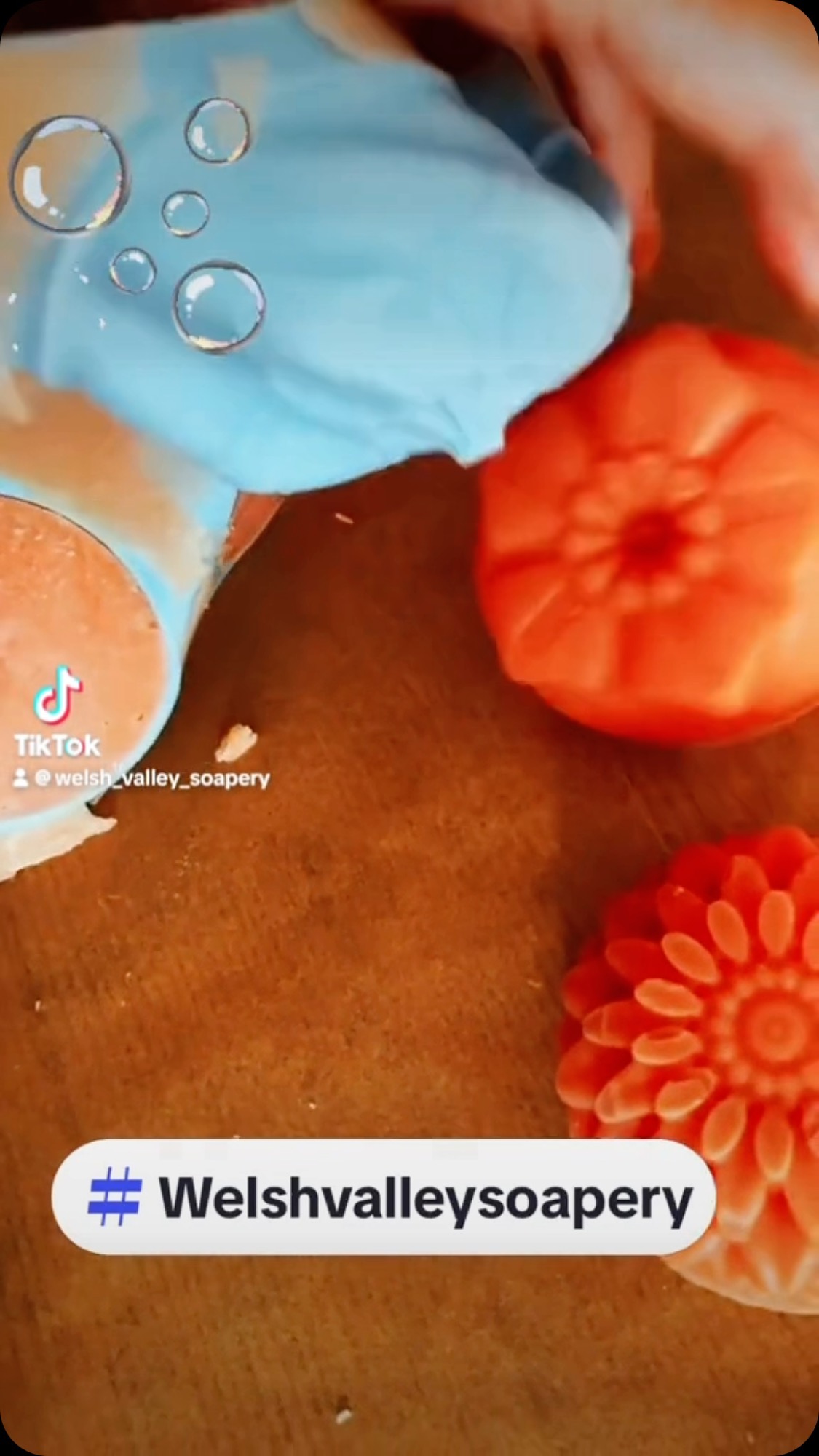 10% off all orders! Discount code:Eisteddfod24
#shampoo#clean#cute#shampoobars#ma kinging#satisfying #welsh#natural#essentialloils#SmallBusin
ess#