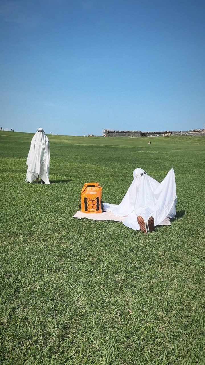 👻 Casi fantasmas en redes pero activas para la aventura 🥾🏝️
.
#ghostadventures #ghosttrend #reviviendo #puertorico #mojatesinmiedo #awaoutdoor #awapuertorico #retomando #redessociales #letsgo #ghosting