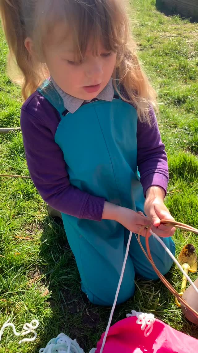 Outdoor Learning at its best,Our team go above and beyond for our EYFS Bears learning 🐻 #eyfs #happy #tinyhands eyfs #stevenage #forest #forestschool #forestschoolleader #play #outdoorlearning #hampsonpark #stevenagemums #stevenageoldtown e