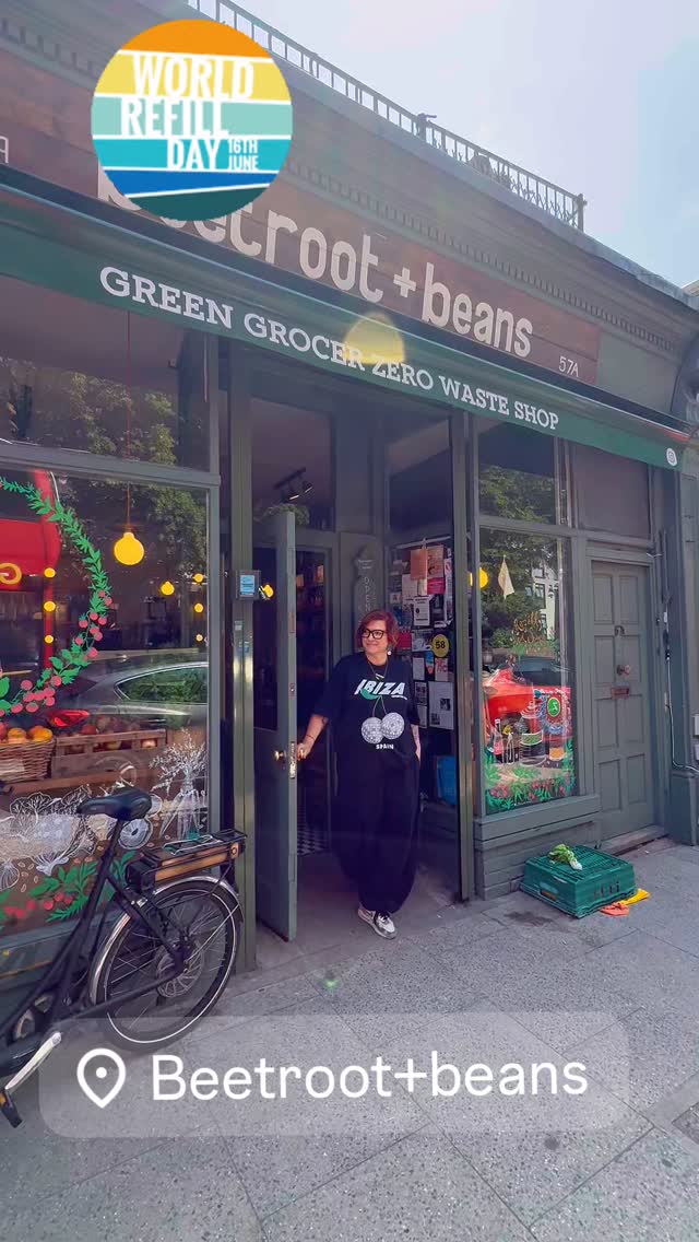 It’s World Refill Day and we are highlighting Beetroot and Beans a beautiful Refill shop on Dartmouth Rd Forest Hill. The amazing owner Anna is passionate about the environment from using an electric cargo bike for home deliveries to offering fresh organic fruit and veg. Please Remember to bring your container and it helps not only the plastic epidemic but will save money. ♻️🍓🚴♀️🐝💚
*Please note Beetroot and Beans are closed every Monday @beetrootbeans #lewisham @lewishamlocal #goodfoodbusinesslewisham