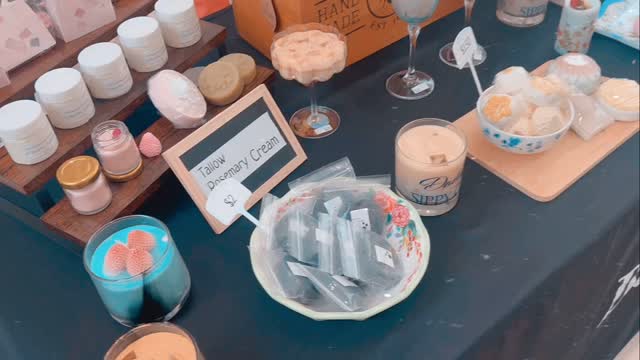 #farmersmarket #bassettplace #handmadewithlove