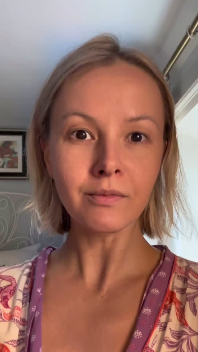 Saturday night Black Tie event look 💋
Hair Jordan @labohemelisburn 💛
Makeup all Senna @sennamakeupuk
#northernireland #lisburn #hairgoals #mesinaphoto #makeuplover #makeuplookoftheday #blacktieevent #blacktiedinner #blacktiemakeup #eveninghair #hollywoodwaves #redlips