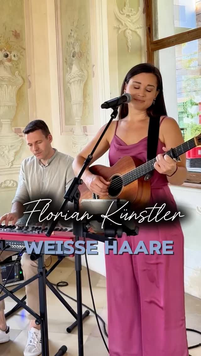 Es ist wohl DAS Liebeslied schlechthin diese Saison 🥹❤️ Wie schön dass @floriankunstler uns diesen schönen Song geschenkt hat, den ich heuer bestimmt noch oft singen darf. 🫶 Bei einer Trauung letzten Samstag in der wunderschönen @arche_noah_schiltern durften wir ihn zum ersten Mal spielen und haben direkt mitgeschnitten 📸 🎤