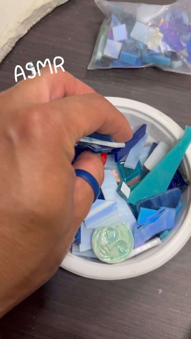 I have a lot of scrap glass. Zero waste policy. So stay tuned to see what I create in a couple hours….☺️
Might be a little crazy but the sound of glass is so satisfying…🤫😜
#asmr #asmrglass #mosaic #scrapglass #createdtocreate #mosaicosartesanales #scraps #mixedmediamosaic #mosaicmirrors #mosaicosdecorativos #mosaicsbymima