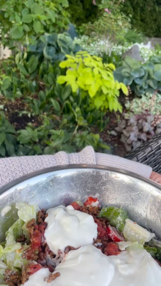 The present moment is the only thing that really exists. Let's spend more time there. #mentalhealth #selflove #theanxiousgeneration #selfawarenessjourney #selfacceptance