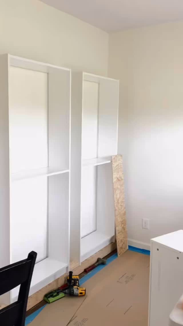 The secret’s out! ✨ After a whole year of dreaming, planning, and creating, we are so excited to finally reveal the new home of BloomSpark Design. ⭐️⭐️⭐️This space was designed to inspire creativity, foster collaboration, and be a place where ideas start as a spark and well…bloom! 🌸 We poured our hearts into every detail, and can’t wait to switch our focus from construction to pattern design! A big thanks to ChrisLovesJulia for the inspiration to use a bubble chandelier! Another big shoutout to Bonnie Christine and her wonderful class that taught me incremental progress over a long period of time can lead to terrific success! Welcome to our new studio! 🦄 We did it!
#immersion2024alumni #officereveal#officedesign #studiodesigninterior #surfacepatterndesign #surfacepatterndesigner #surfacepatterncommunity #bubblelighting #chrislovesjulia #bloomsparkdesign#heidizwiefel#artstudio #artstudioreveal #artstudiolife #artstudios #herstudio #finallyfinished #finally