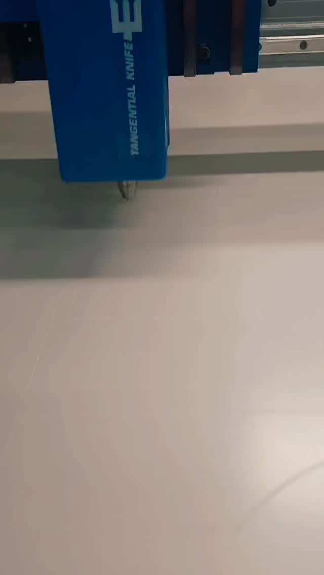 A little behind the scenes!! 20*C outside and even hotter in the workshop! Our team’s bending acrylic and breaking a sweat to make those POS displays shine 😎 #acrylicinaction #POSperfection #cncmachining #lasercut #teamworkmakesthedreamwork #workshop #workshopvibes #madenotbought #customdisplays #behindthescenes