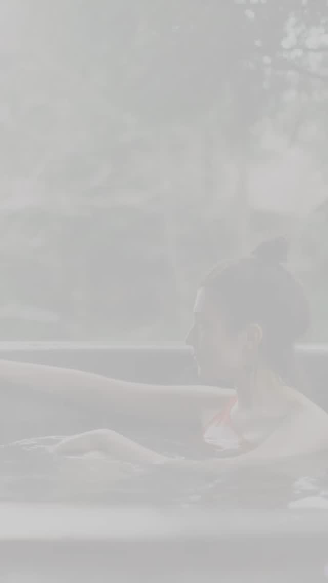 Did you know soaking in a hot tub for just 20 minutes can reduce stress, improve circulation, and help you sleep better? Imagine bringing that spa-like relaxation into your home!
Portable hot tubs are the ultimate luxury you can enjoy without breaking the bank. But with so many options like Lay-Z-Spa, Intex, and MSpa, which one suits your lifestyle best? F&E’s latest blog post dives into the pros, cons, and features of the top portable hot tubs to help you choose your perfect match.
Discover the health benefits and find your ideal portable hot tub here. Check out the blog post via the link in the bio!
#portablehottub #relaxationathome #homespa #hottublife #fredandellis #blogpost #LayZSpa #intex #mspa #amazonaffiliate