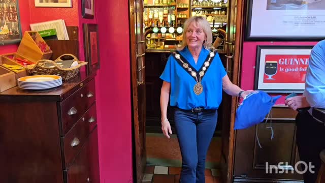 Such a thoughtful moment this evening. Mayor Alderman Amanda Grehan surprised participants at Live Life on their holidays, to highlight an important message during learning disability week. Message to follow in due course. Participants enjoyed the surprise and lots of dancing!