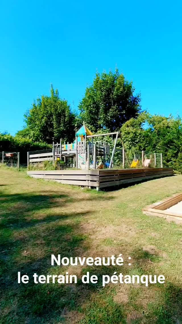 🌿NOUVEAUTÉ 2025🌿
Nos amis les boulistes se réjouiront du tout nouvel aménagement extérieur du gîte @labellelongere !
Nos visiteurs de ce week-end inaugureront le terrain de pétanque spécialement créé entre l'aire de jeux et le trampoline 📍
Adultes et enfants se retrouveront ainsi autour d'un nouvel espace ! ☀️
L'été promet des parties endiablées... 🥂
#labellelongere #New #nouveaute2025 #terraindepetanque #gitechampagne #gite3etoiles #gite10personnes #meubledetourisme #gitefamilial #locationsaisonniere #GuesthouseLife #tourismechampagne #gitealacampagne #espacedejeux #petanque #amenagementexterieur
