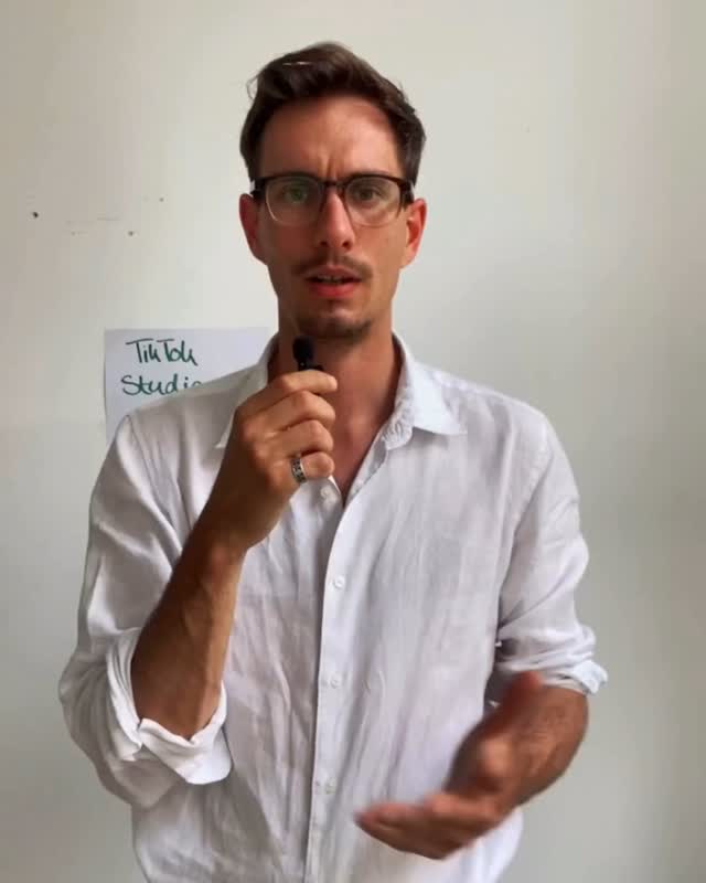 🤝 Gemeinsam stärker! Unsere Forderungen für mehr Klimagerechtigkeit, soziale Sicherheit und echte Demokratie brauchen breite Bündnisse – über Parteigrenzen hinaus. Nur wenn wir zusammenstehen, können wir den Wandel schaffen, den unsere Gesellschaft verdient.🌹🌳
Schaut Euch unser Forderungspapier ‘für eine mutige Erneuerung’ an unter
www.spdklima.gerecht.de
🔗 https://www.spdklimagerecht.de/_files/ugd/1e0e5d_8ea3dfa3b2094adfb98dc31156e1c581.pdf