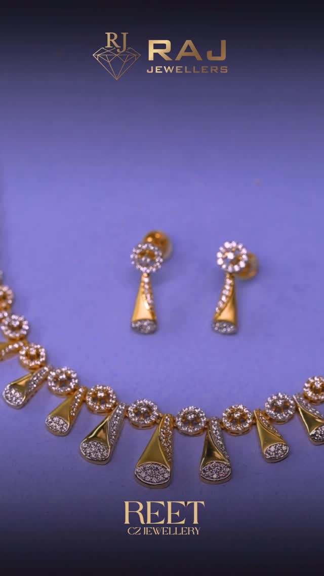 Unveil the brilliance of celebration. This Reet necklace, crafted in shimmering CZ and radiant gold tones, is designed to dazzle on your most special occasions. When you shine, the moment becomes unforgettable. ✨💫
#ReetCollection #RajJewellers #CZJewellery #ModernElegance #StatementNecklace #RajJewellersMumbai