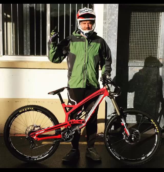 It’s coming up to DH National Champs weekend here In Ireland, and it’s bringing back some great memories as I hear about all the prep going on for the event.
So what better than a Throwback Thursday (on a Wednesday) post of some of my racing days pics.
Wishing all the racers and organisers a fantastic weekend, but most especially, my athletes, smash it crew!! 🤘🤘
#wallacetraining
#teamcarnageracing
#idms
#ballyhouratrails
@limerickmbc
@ballyhouratrailriders
@mccarthycycles_
@mbcc.ie
@wellymtb
@wallace_training
#wallacetraining
#mtbcoaching #mtbcoach
#mtbfitness #mtbpt #mtbpersonaltraining #mtbpersonaltrainer
#downhillmtb #downhill #dh #downhilltraining #downhillcoaching
#enduromtb #enduro #edr #endurocoaching
#xcmtb #xccoach #xctraining
#roadcyclingcoach #roadracingcoach
#cyclecoaching #cyclecoach #cyclepersonaltraining
#cyclingpersonaltrainer #cyclingcoach
#cyclingcoaching