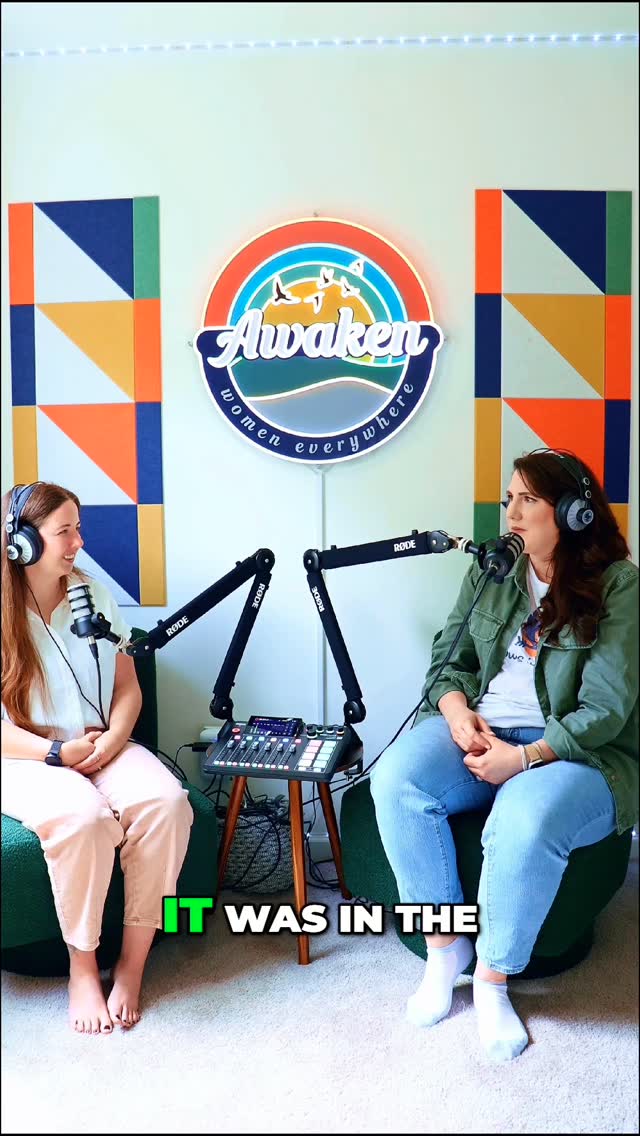 Finding God Through Loss: Miscarriages and Missions
#arrowsinthesky #christianpodcast #awakenwomeneverywhere #womensdevotional #christianwomenspodcast #miscarriage #ministry