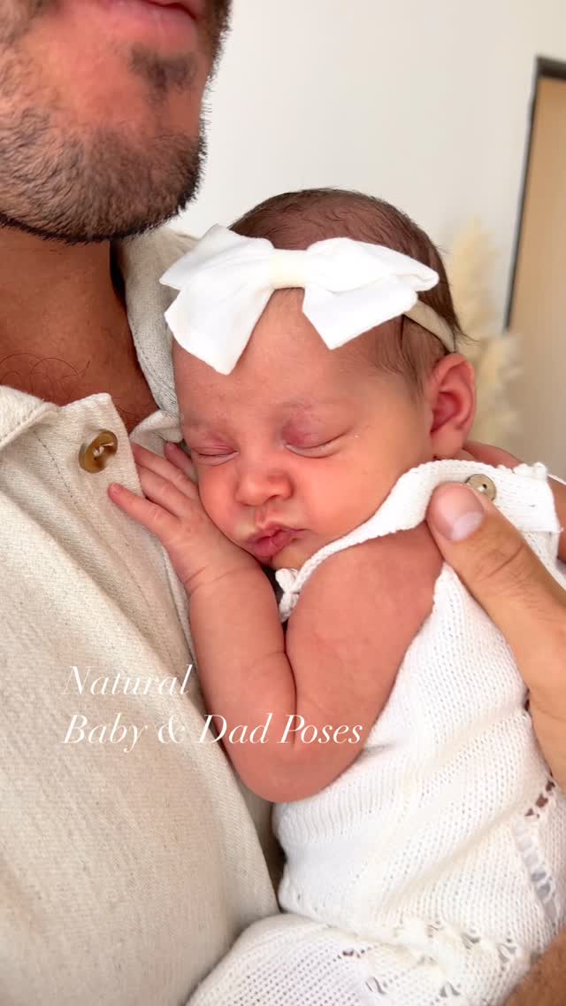 Posing dads with their newborns in a way that feels genuine and natural. These are some of my most-loved daddy and baby poses that always deliver timeless results.
#newbornphotograph #dadandbaby #boisenewbornphotographer #boisephotographystudio #boisenewbornstudio #newbornwithdaddypose
