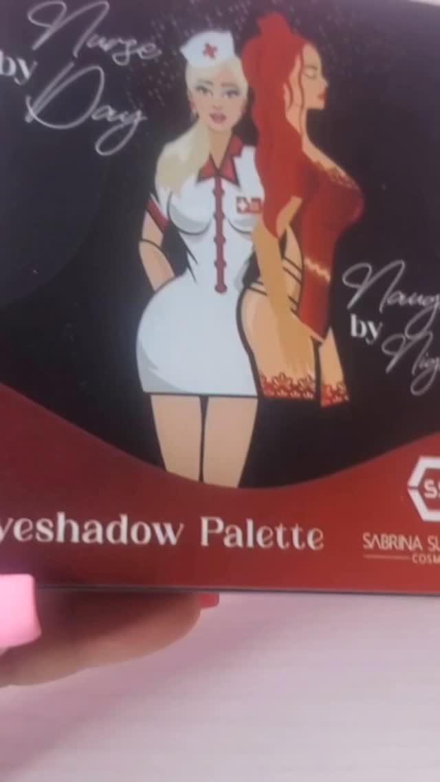 Grab our Holiday Bundle Box and receive
this beauty.
Shop Now! Link in bio
#fypp #healthcare #sabrinasutherlandcosmetics #nurse #beauty #MakeupToteLife #4thjuly🇺🇸