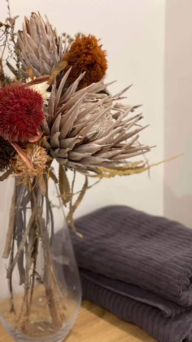 A sneak peak at my new clinic room 🤲🏼
#osteopath #osteopathy #croydon #wellness #treatment