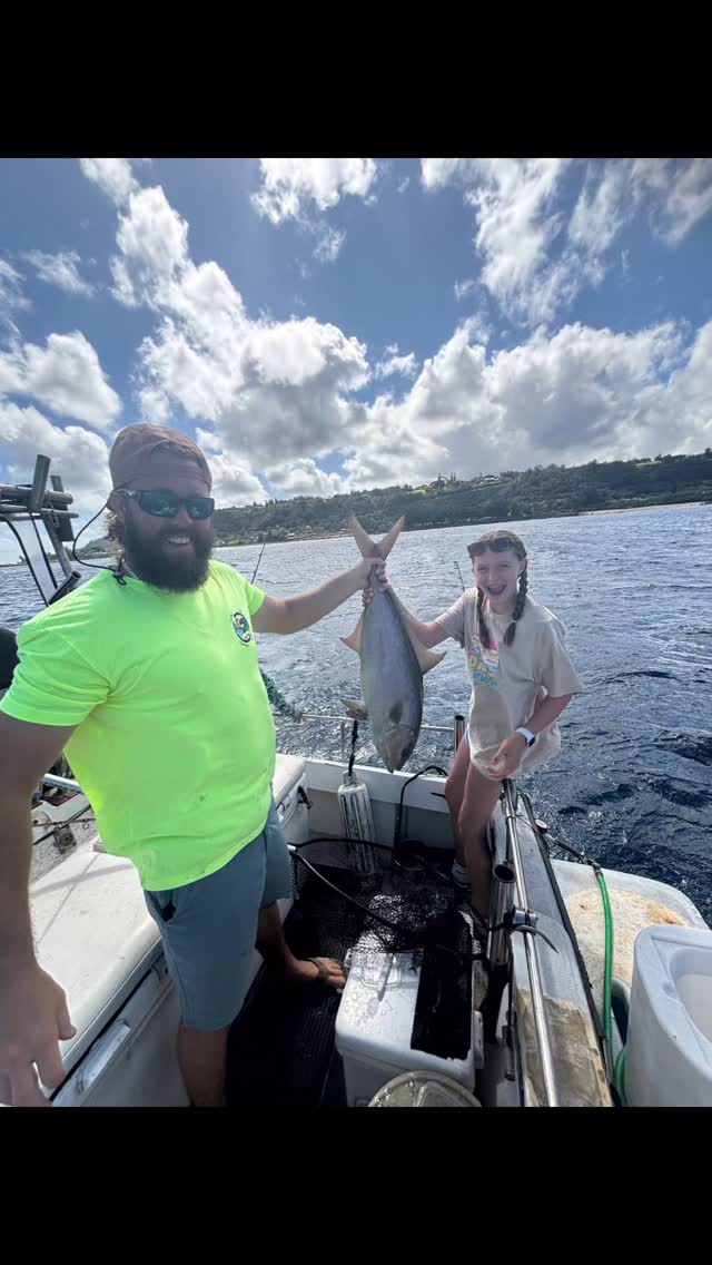 Today's quick mid morning 🌅 kids trip landed this monster Kahala!
For charters check out:
Gofishoahu.com
haleiwafishingcharter #kahala #northshoreoahufishing #northshoreoahu #northshore #hawaiifishing #fathersonfishing #oahufishing #oahu #lines #lures #rods #reels #bait #tackle #polebender #pelagicfishing #trolling #boattrip #bottomfishing #pelagic #freshfish #freshcatch #mahifishtacos #gofishoahu #luckylasshaleiwacharters