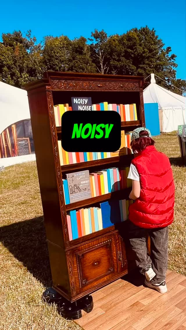 Today, Noisy Noise Noise makes its Glastonbury debut.
Find us in Bella’s Field, near Poetry & Words, between 12pm to 2pm and 3pm to 5pm.
Serving Sounds will also be out today, 1pm to 1.45pm and 3.30pm to 4.15pm.
#workingboysclub #outdoorarts #servingsounds #glastonbury2025 #noisynoisenoise #theatreandcircus
