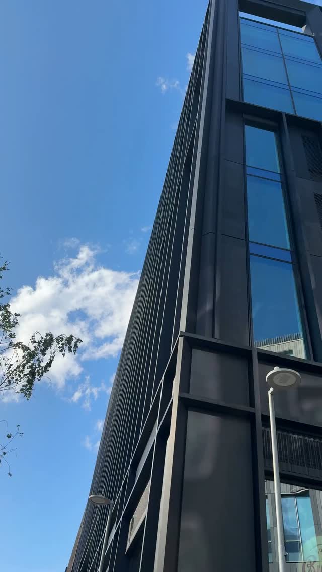 What a fantastic night last night at the launch of @kapitalsheffield 🍻
The team have done an amazing job at bringing a brand-new concept to Sheffield, and what better place to do it than in one of the UK's most eco building Elshaw House. Today is the official opening day to the public, so head to the Heart of the City and check it out for yourself!