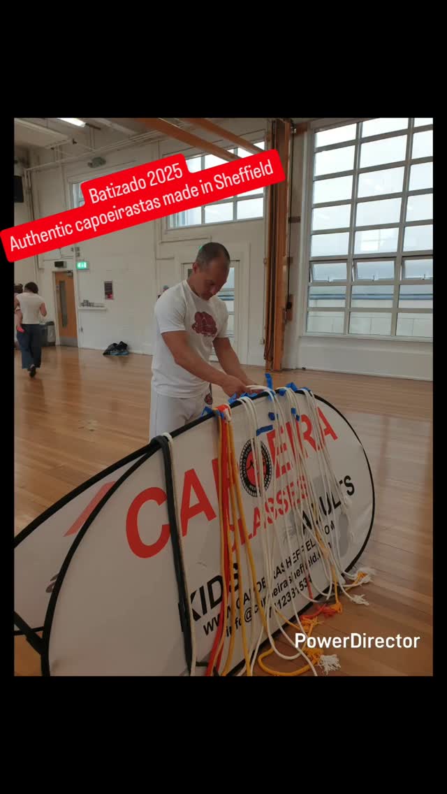 Another amazing Batizado for the capoeirastas in Sheffield this weekend!! Congratulations to all our junior and senior capoeirastas for their new cords! Special congratulations to Toni and @global_tr1be for they grey cords!! Amazing workshops, rodas and acrobatic session with @mestrepedrosenzala @grantham_capoeira @myles_sadler_ Looking forward to more capoeira from next week!!😊😊