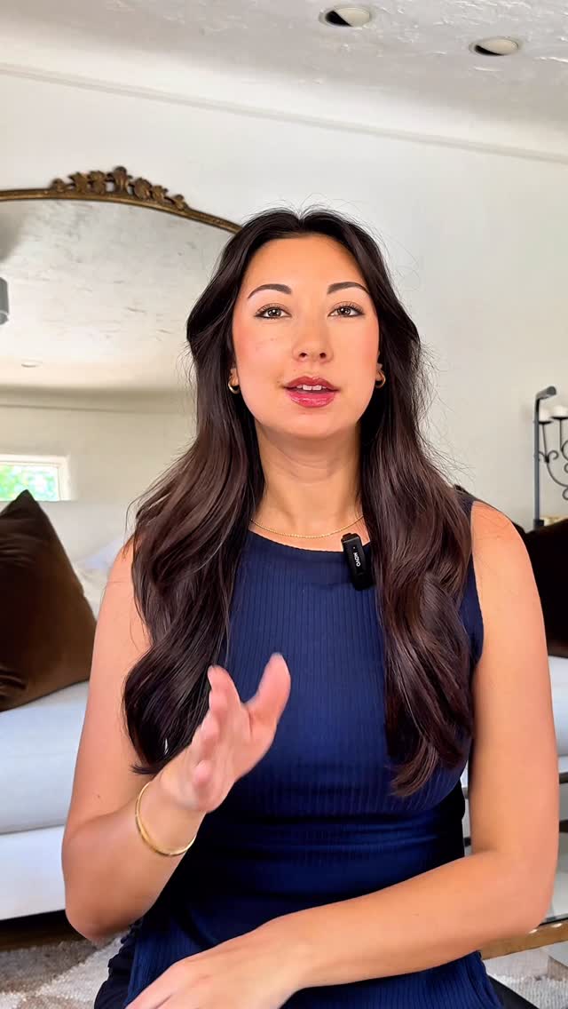 How to get a good deal in real estate 🏠
Thinking of buying? Reach out for a complimentary consultation!
Chloe de Verrier
📲 310.890.9655