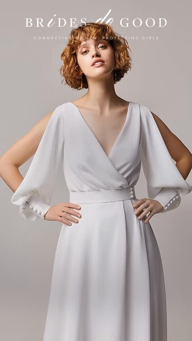 Buy your dream designer gown at an unbelievable price. Join us during our 3 days only pop-up sale at Bicester Village and don’t miss this once-in-a-lifetime chance to fall in love and take your home on the same day.