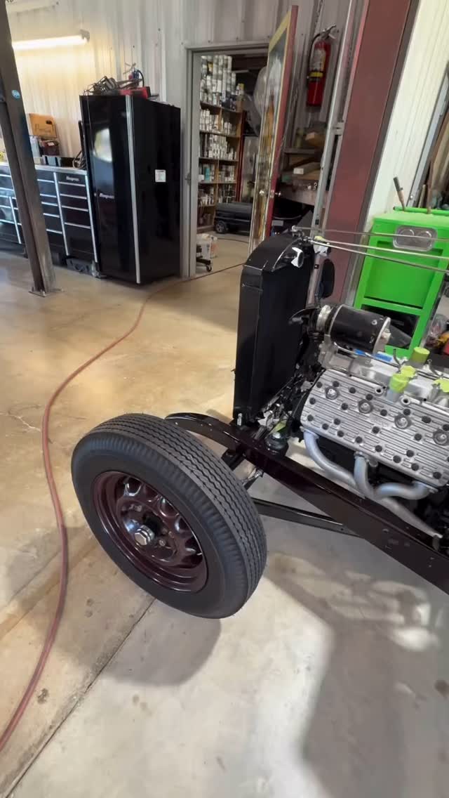 Repost from @el_guapo_fabrication and their killer 32 roadster. π₯π₯π₯
GUARANTEED TO FIT - GUARANTEED TO COOL πΊπΈ
β’
Lots of little things today. Cowl welting , grill welting, Windshield post , hood-sides mounted to the hood top and our new @johnsonsradiatorworks radiator installed. Dash will be painted body color but we did some minor custom pieces that most people will not notice..and grill insert will end up hot rod black . And as usuall @boernestage @crownguitars and @redthebutcher were a tremendous help. @ib453 i think my sanding days are over!!!#hotrods #texas #fabrication #sanantonio #hotrod #sanantonio #traditionalhotrod #paint #hotrodshop #32roadster #johnsonsradiatorworks #Jrw #Alabama #Copperbrassradiator #Madeintheusa #qualityradiator #Radiatorservice #radiator