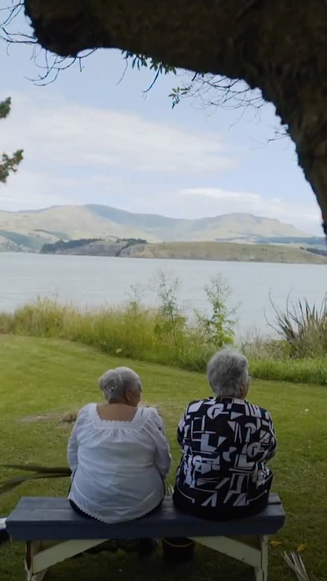 The marriage of art 💍
Aunty Doe sharing her mahi rāranga and the philosophy she follows.
Tūturu to noho
Tūturu te hono
Tūturu ake nei
Mō Kā Uri | Kāi Tahu 2050