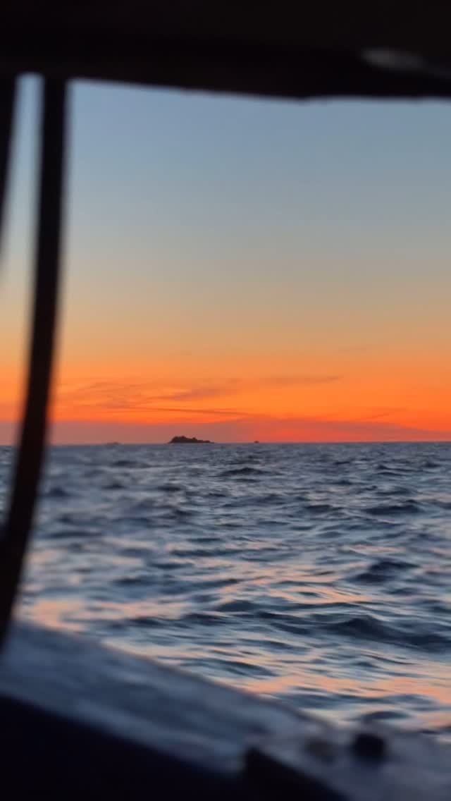 Bonjour à tous ☀️
En ce Week-End de vacances scolaires, on vous donne
Rendez vous demain matin de 10h à 12h à la petite boutique
📍16 rue ar men à Erquy
👉🏻Poissons 🐠
👉🏻Maquereaux de Ligne🎣
👉🏻Araignées de mer XXL 🦀
Bonne soirée
A demain ☺️
Infos et réservations par sms au
☎️ 06 59 81 72 43