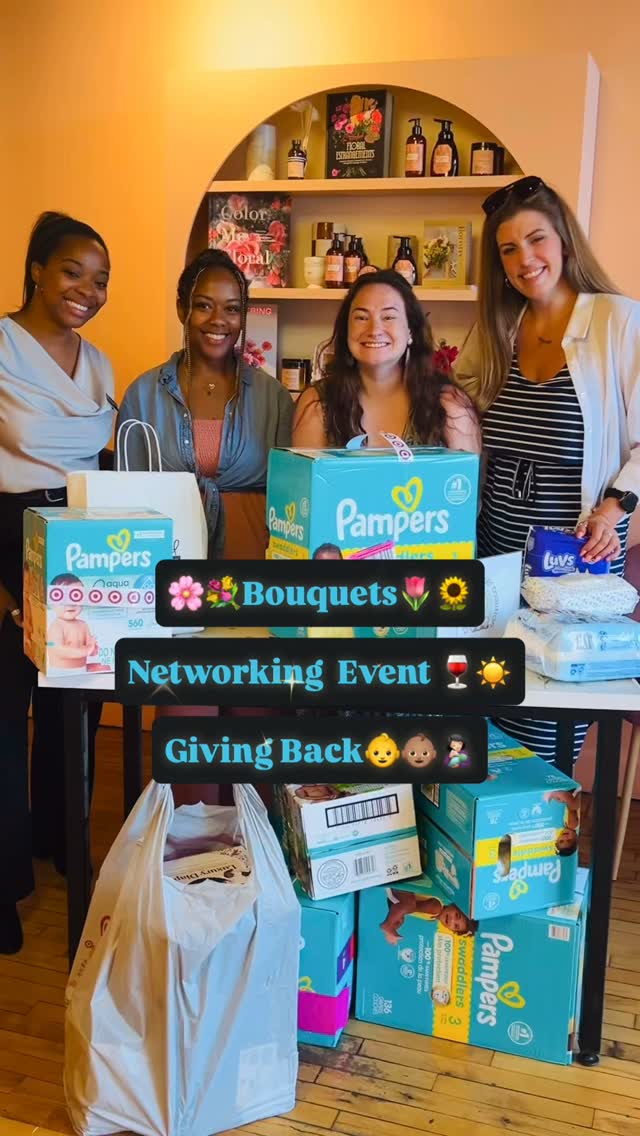 Networking 🌸 vibrant blooms 🌷giving back with a powerful purpose 🌸💪💰
Thank you @vaco_global ,SHELeads, & @blossomflowerbar for hosting impactful networking event in support of @cbusdiaperco. Met some incredible women, created my own bouquet 💐and spoke about our mission.
#614columbus #networkingevents #womensupportingwomen #happyhour #columbusevents #generosityinaction #givingback #sheleads #diaperbank #cbusdiaperco #forthekids❤️