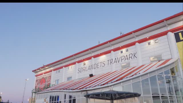 Husk å bestille billetter nå! ☺️