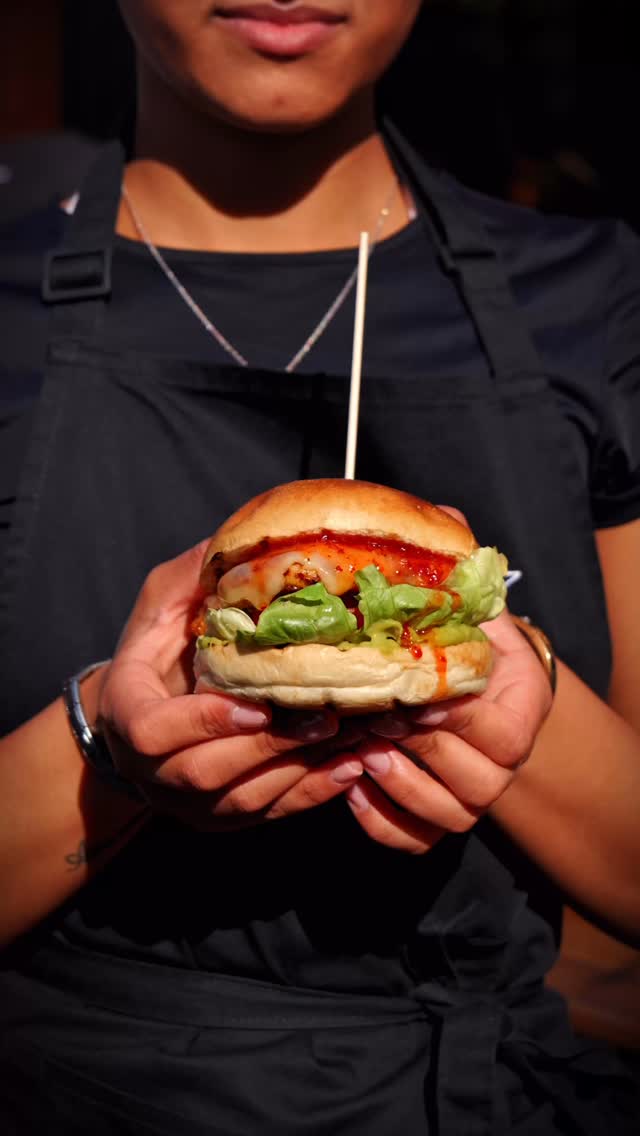 Have you tried our new chicken burger?๐๐ #bistro66beeston #nottinghamfood #nottinghamrestaurants