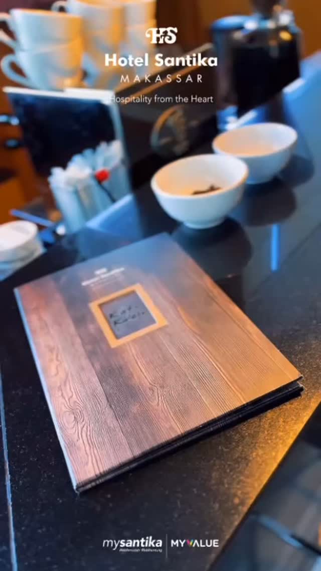 Fresh Indonesian coffee in @santikamakassar ☕️