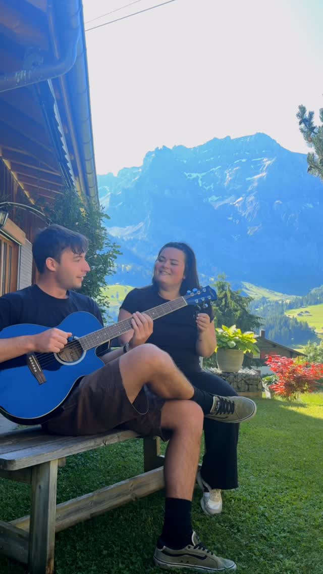 Ignore the buzzy guitar string pls
#switzerland #acousticduo