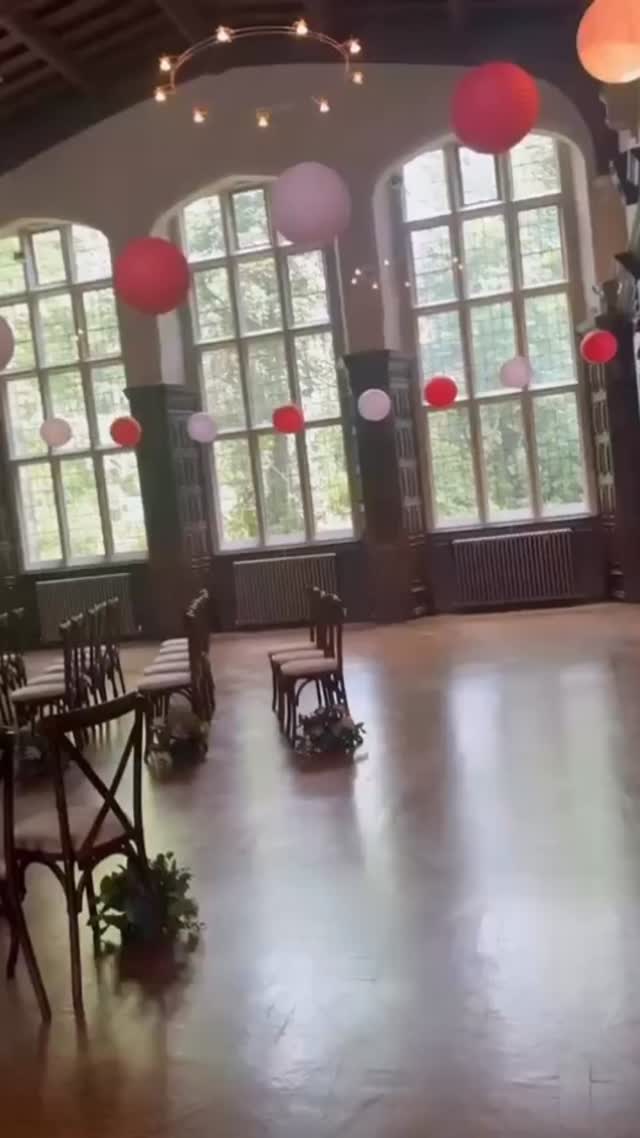 When East met West - we were delighted to bring together an eastern and western fusion wedding with spectacular lanterns, silk balloon lanterns, vibrant blooms and charming intimate details including origami cranes and the most impressive table numbers we've seen! Such a pleasure to be part of!
#northumberlandwedding #newcastlebridetobe #weddingstyling #northeastwedding #northeastweddingsupplier #northeastweddingdecor #weddingfloristuk #northeastweddingflorist #bridetobe #northeastweddings