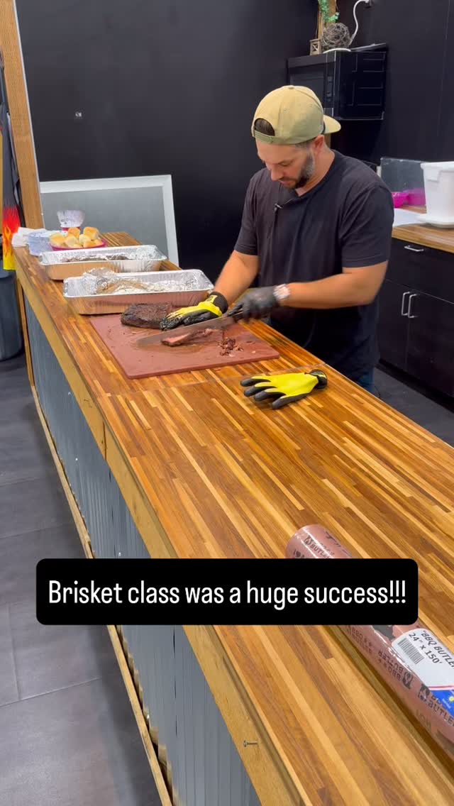 Brisket Class was a huge success. Thank you @bbqpitstop @bbqpitstopsg for hosting and provide an awesome space.
#bbq #brisket #local #smallbusinesssupportingsmallbusiness #stgeorgeutah #barbecue