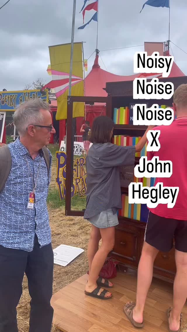 The one, the only John Hegley (plus his entourage of beat makers) stopped by Noisy Noise Noise this morning to freestyle some verses.
If you want to have a go yourself, we’re in Bella’s Field, near Poetry and Words, between 12 & 2 and 3 & 5.
#outdoorarts #workingboysclub #noisynoisenoise #glastonbury2025 #theatreandcircus #poetryandwords #